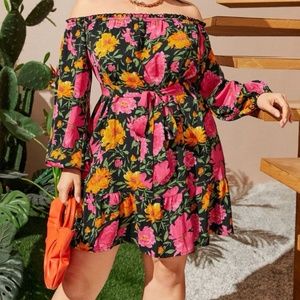 Floral print belted dress